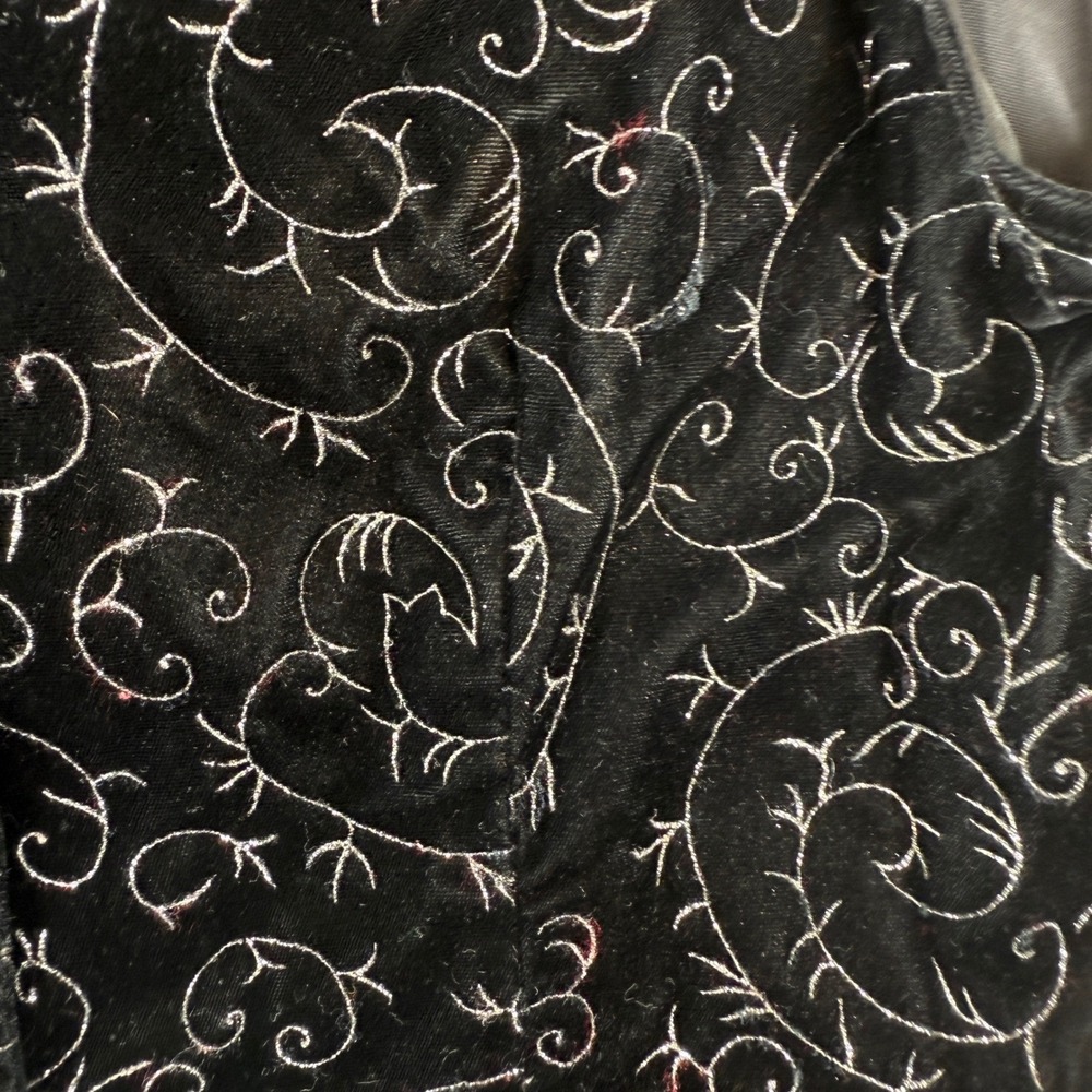 Vintage Petite Impressions Velvet Vest Medium Black Silver Swirls Gold Buttons - Picture 4 of 9